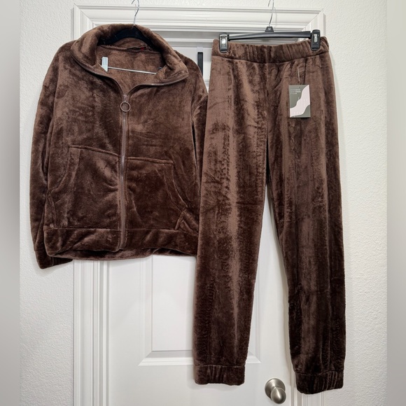 Love Poem velvety soft velour jogger set‎ in chocolate rich brown Sz Med - Picture 2 of 5